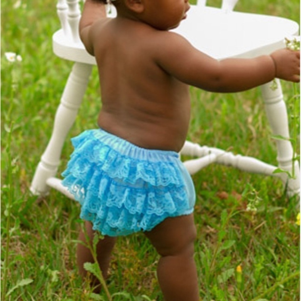 So Dorable 0-3M babies ruffled diaper cover in teal green